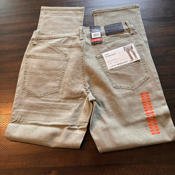 Lucky Brand Straight Fit‎ Five Pocket Pant 32” inseam - Picture 7 of 9